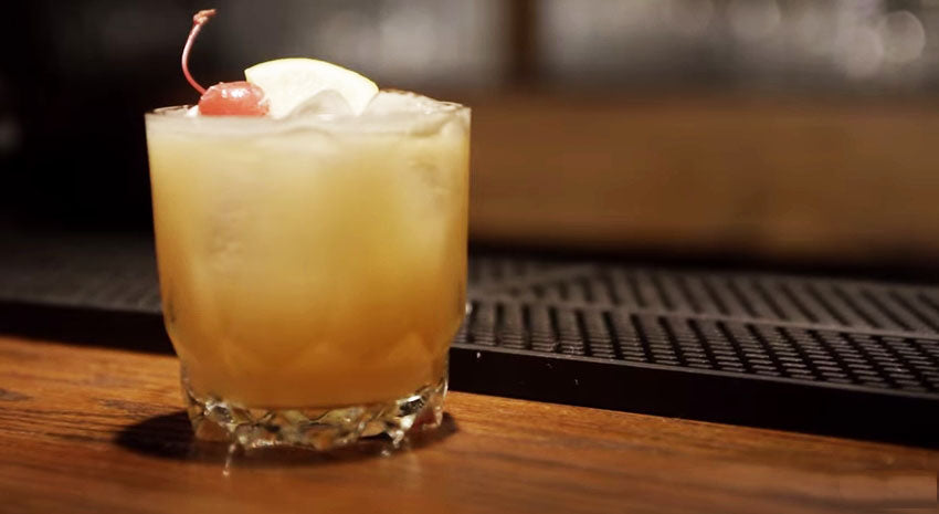 How to make a Harvey Wallbanger Cocktail | Vodka Cocktail